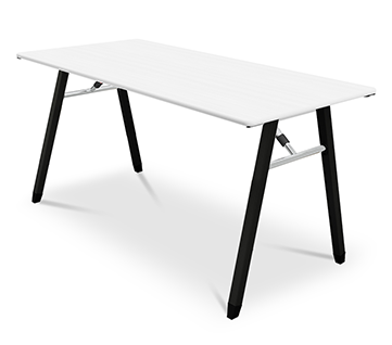 A fold table Metal legs – white top